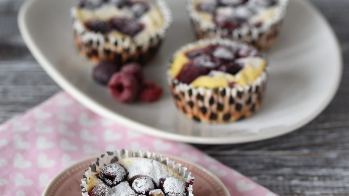 Mini-Cheeseakes mit Beeren