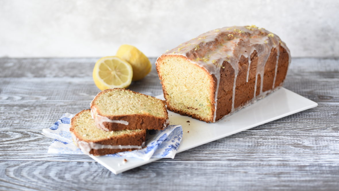 Zitronenkuchen mit Zucchini